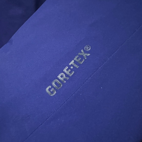 Arc'teryx A2B Commuter Hardshell Jacket Women's - Medium - BRAND NEW - Picture 3 of 6